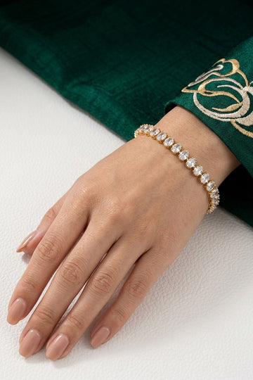 A Timeless Beauty Bracelet With Gold Colour Stones (BR026-GO)