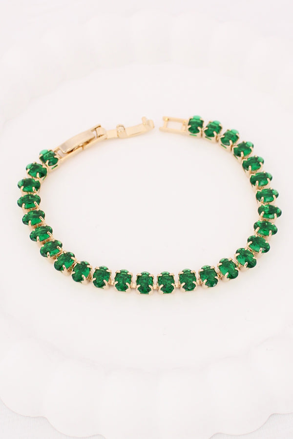A Timeless Beauty Bracelet With Green Colour Stones (BR026-G)