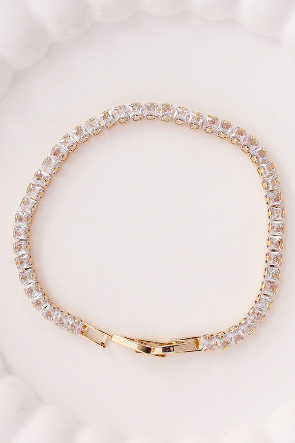 An Elegant Beauty Tennis Bracelet Filled With Stones In Gold Polish (BR027-G)