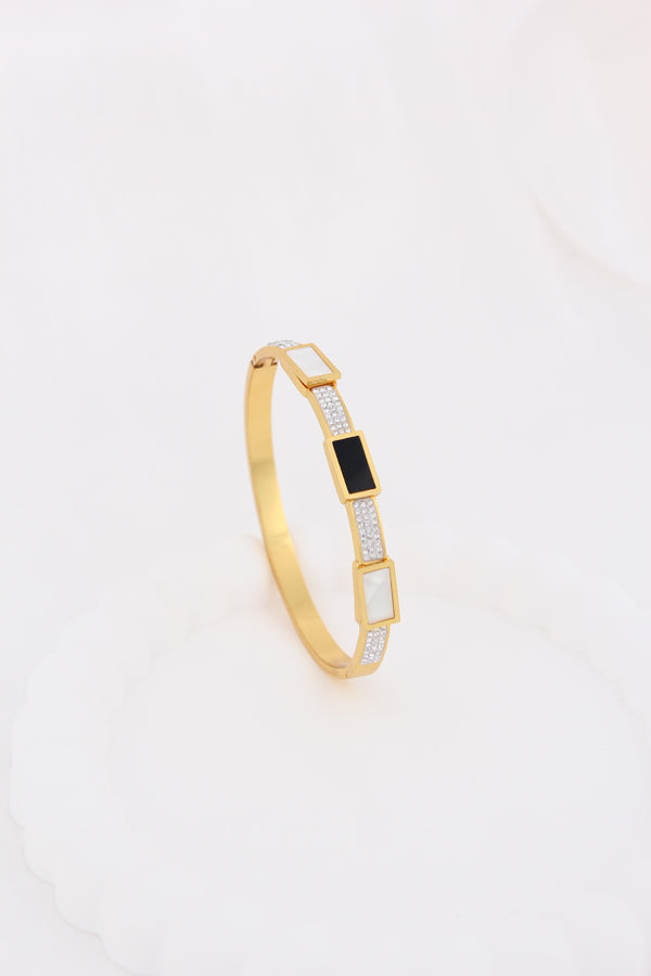Anti Tarnish Bangle With Black And White Plates (BA033)