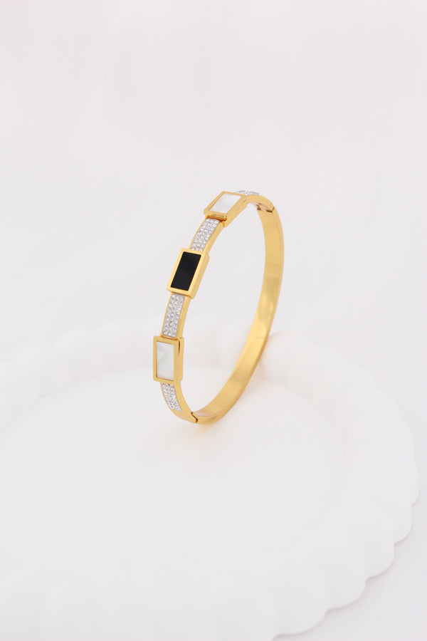Anti Tarnish Bangle With Black And White Plates (BA033)