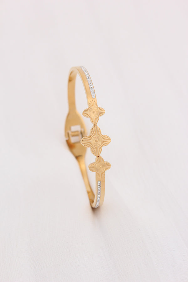 Anti Tarnish Bangle With Center Design (BA027)