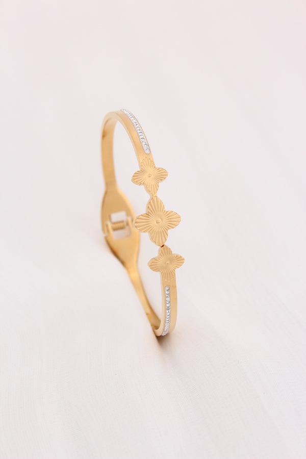 Anti Tarnish Bangle With Center Design (BA027)
