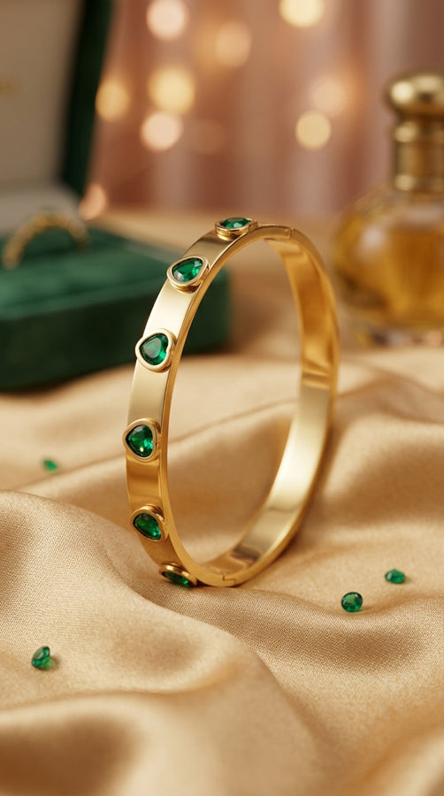 Anti Tarnish Gold Bangle With Green Hearts (BA038-G)