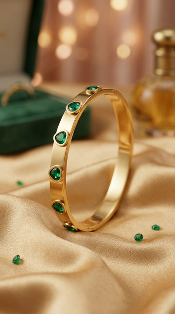 Anti Tarnish Gold Bangle With Green Hearts (BA038-G)
