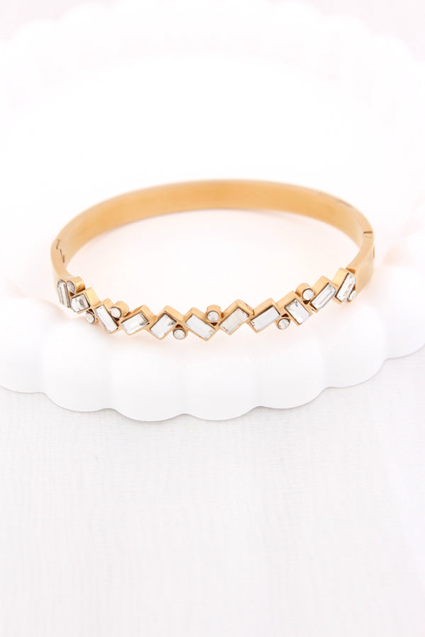 Anti Tarnish Gold Bangle With Stones (BA013)