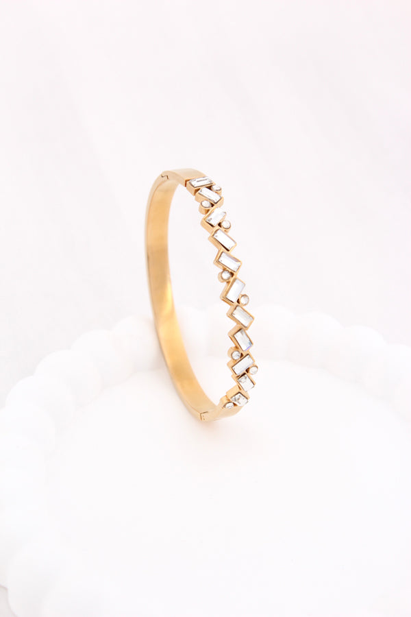 Anti Tarnish Gold Bangle With Stones (BA013)