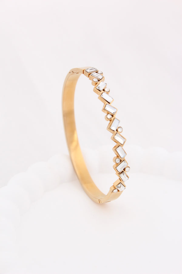 Anti Tarnish Gold Bangle With Stones (BA013)