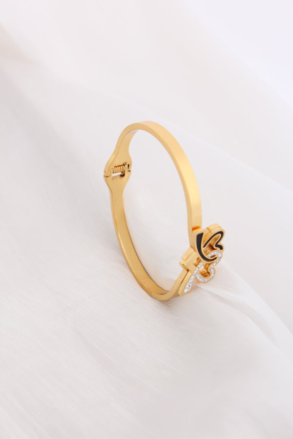 Anti Tarnish Gold Bangle With Twisted Hearts (BA034)