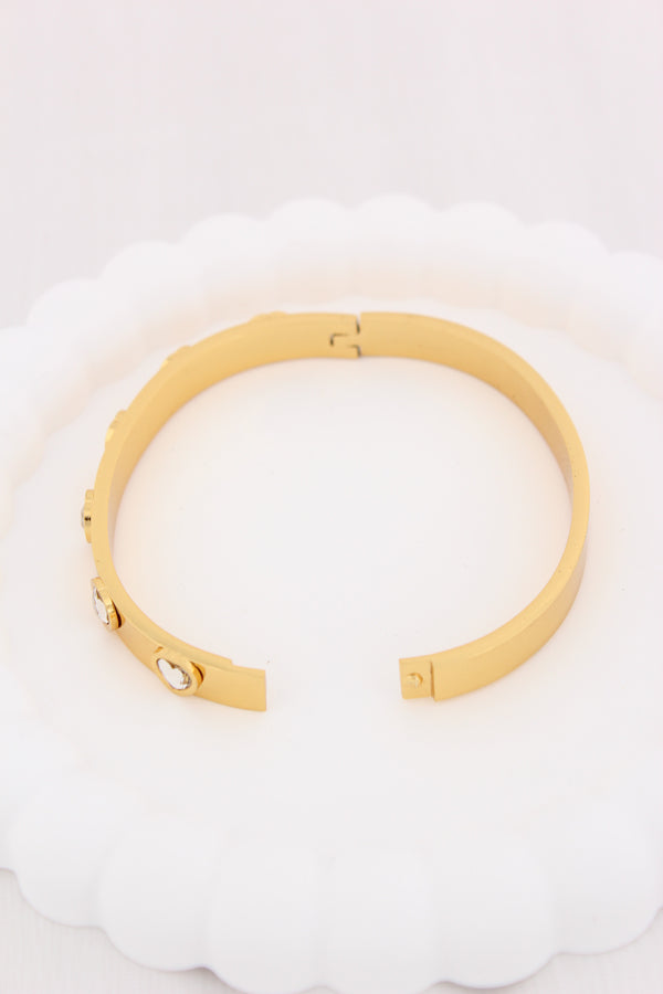 Anti Tarnish Gold Bangle With White Hearts (BA038-S)