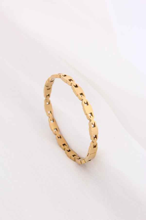 Bangle In Gold Polish In Stainless Steel (BA006)