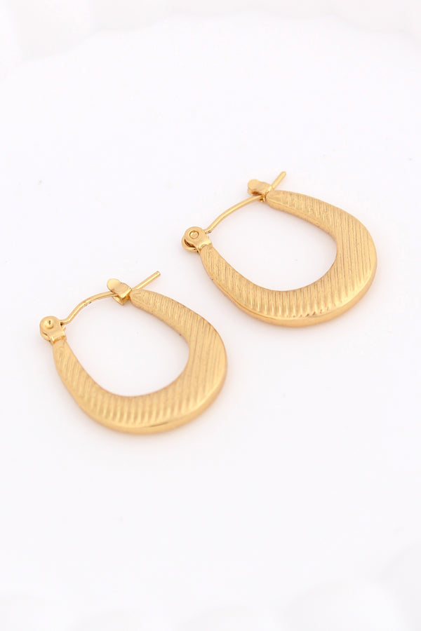 Beautiful Textured Hoop Earrings In Anti Tarnish For Women (ESHP001)