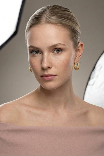 Bold Small Hoops In Chunky Design For Women