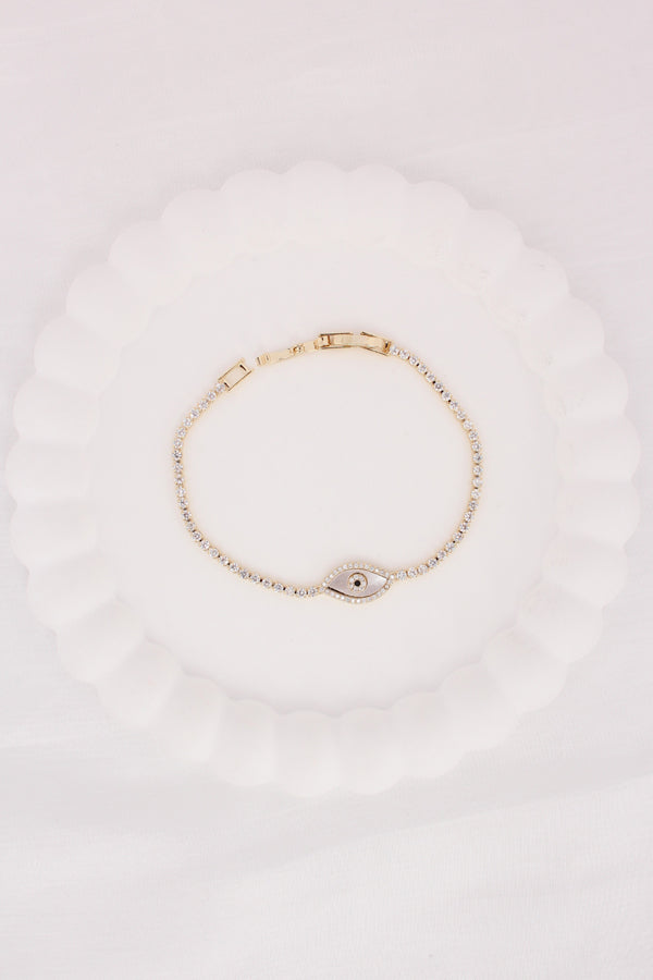 Bracelet In Gold Polish With Evil Eye Pendant Attached (BR023-G)