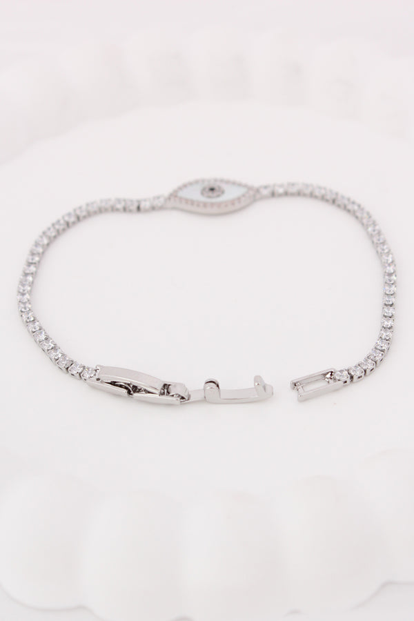 Bracelet In Silver Polish With Evil Eye Pendant Attached (BR023-S)