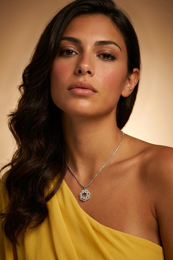 Eternal Pendant With Stone In Silver Polish (P036)