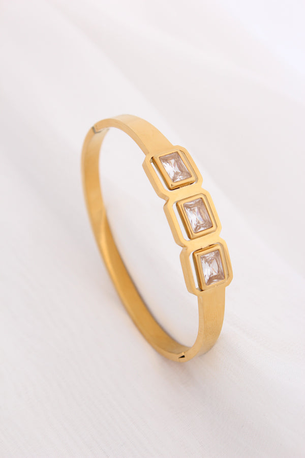 Bangle With Four Clove Leaves Gold Polish Anti Tarnish (ESBA048)