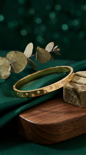 Gold Plated AntiTarnish Openable Bangle With Stars And Stones (BA002)