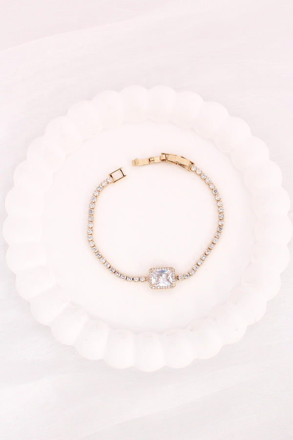Gold Polish Bracelet With Center Stone Attached (BR017-G)