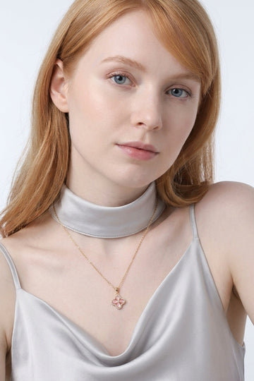 Gold Polish Pendant Necklace With Pink Flower Pendant