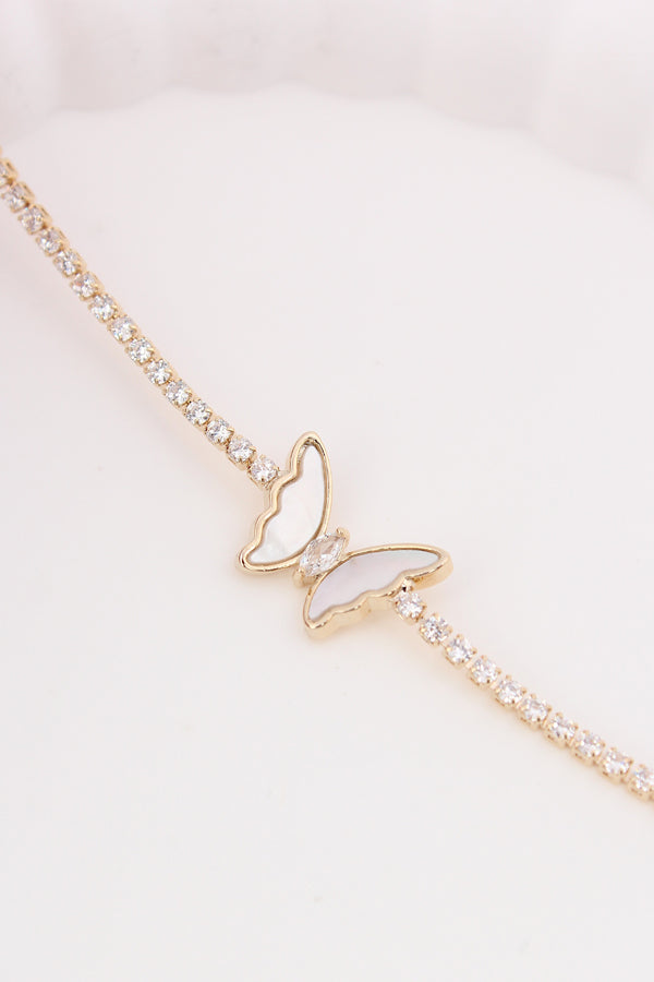 Narrow And Elegant Bracelet In Gold Polish With Attached Butterfly (BR015-G)