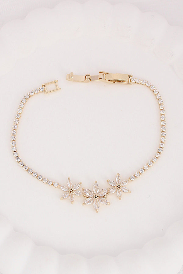 Narrow But Elegant Silver Polish Bracelet With Triple Flower Design (BR025-S)