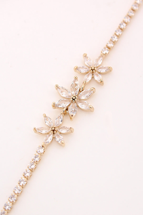 Narrow But Elegant Gold Polish Bracelet With Triple Flower Design (BR025-G)