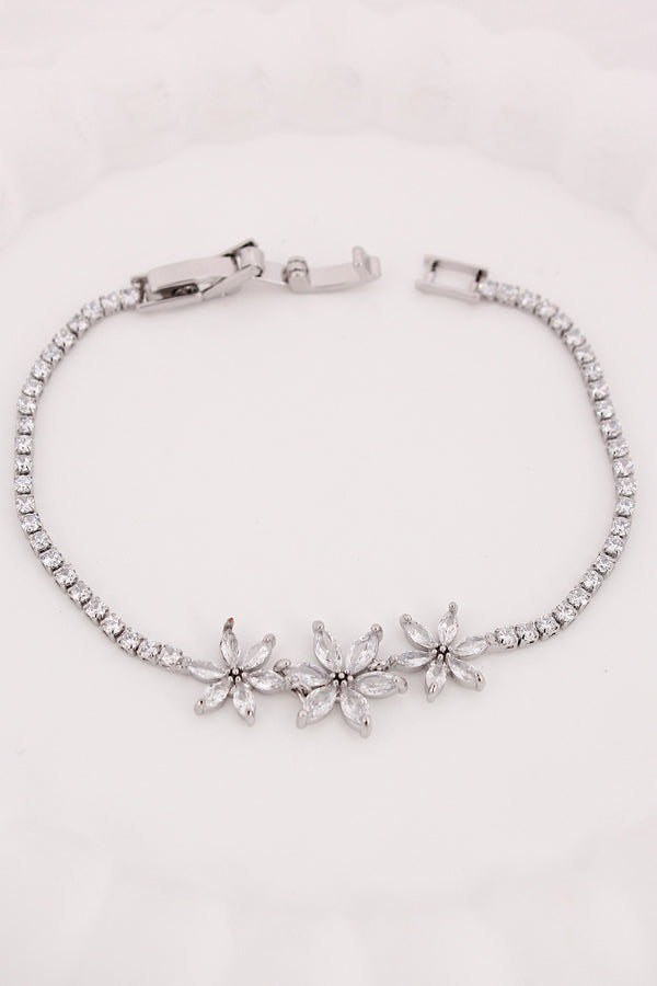 Narrow But Elegant Gold Polish Bracelet With Triple Flower Design (BR025-G)
