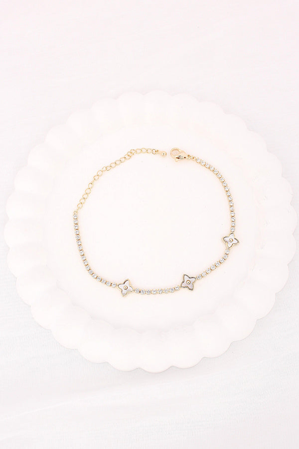Narrow Gold Anti Tarnish Bracelet With Clovers Attached (BR013-G)