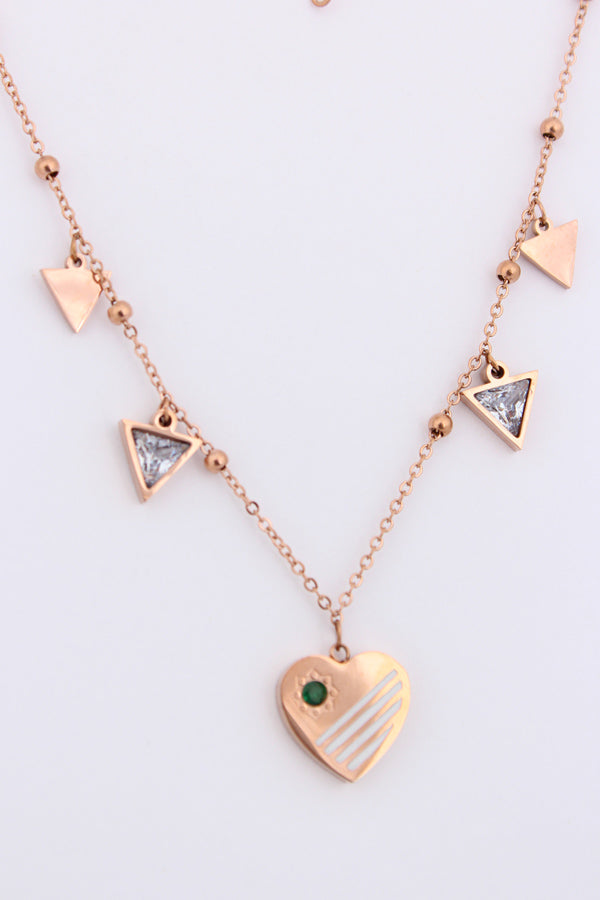 Necklace With Heart And Center Green Stone In Gold Polish (P-010)