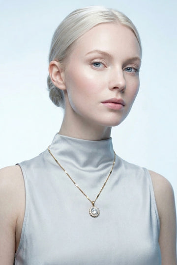 Pendant Necklace In Gold Polish With White Stone (ESP-022)