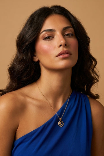 Pendant Necklace With Rose Framed In Gold Polish