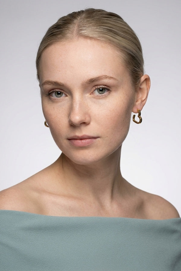 Refined Half Hoops In Classic Design For Women