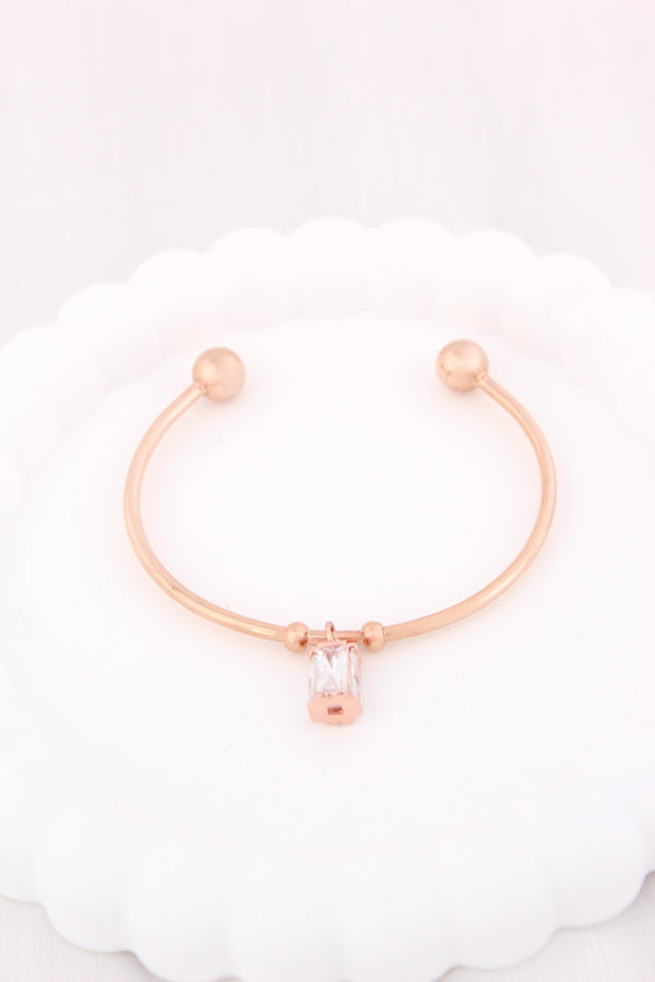 Rosegold AntiTarnish Bangle In With Stone Pendant Attached (BA012)