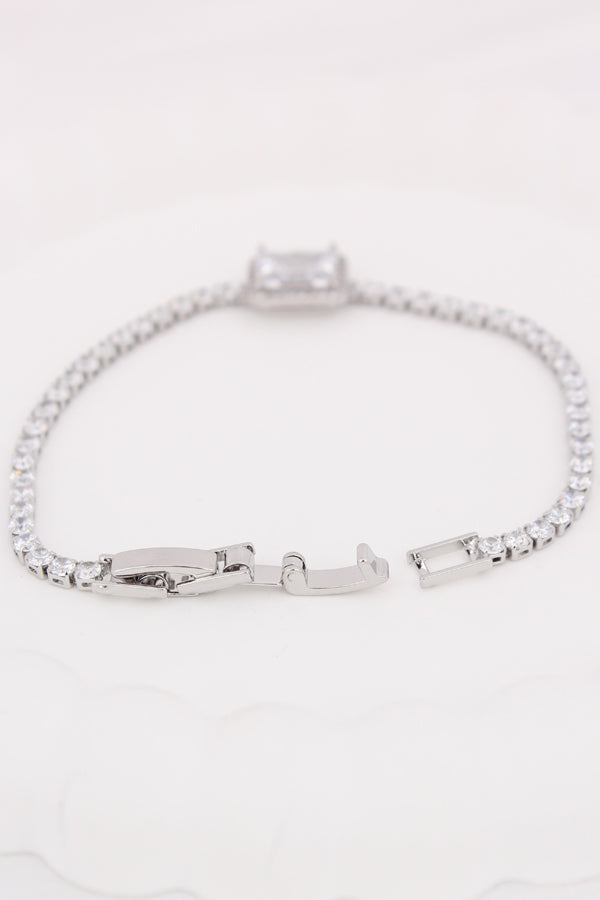 Silver Polish Bracelet With Center Stone Attached (BR017-S)