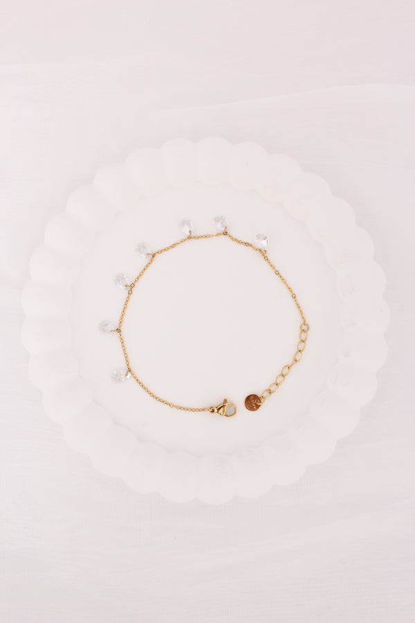 Simple And Elegant Cable Chain Bracelet In Gold Polish With White Stones Attached (BR005)