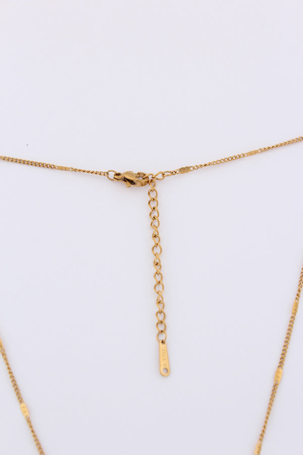 Simple And Elegant Gold Polish Pendant Necklace With White Heart (P-007)