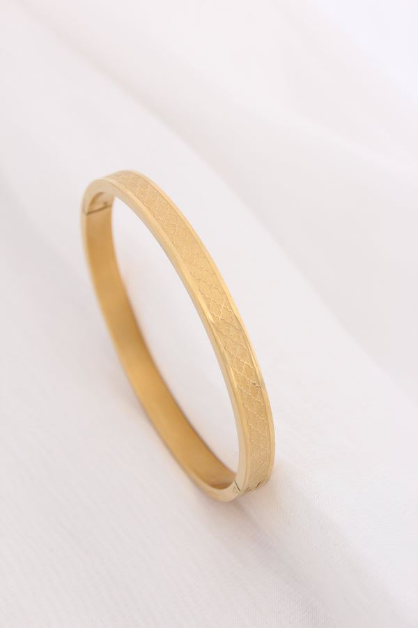 Wide Gold Bangle Stainless Steel With White Colour Design (ESBA049)
