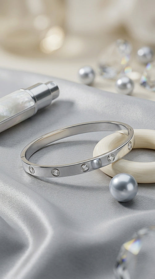 Simple Silver Bangle In Anti Tarnish With Center Stones (BA025-S)