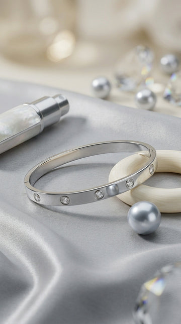Simple Silver Bangle In Anti Tarnish With Center Stones (BA025-S)