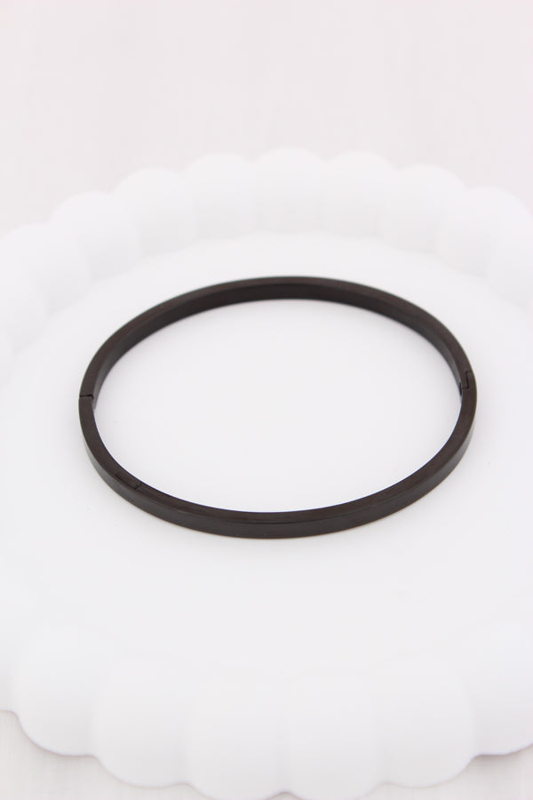 Stainless Steel Bangle In Black Polish (BA010)