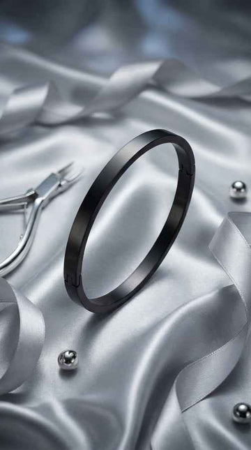 Stainless Steel Bangle In Black Polish (BA010)