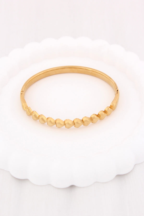 Stainless Steel Gold Bangle Composed With Hearts (BA011)