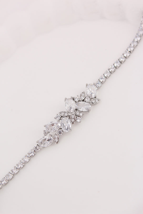 Stunning And Elegant Bracelet With Flower Design Attached (BR024-S)