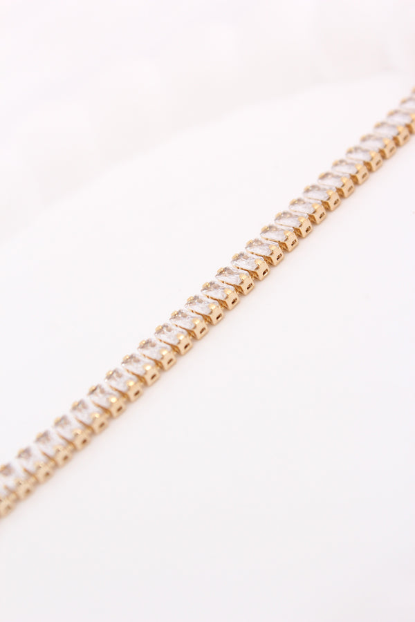 Tennis Bracelet With Oblong Stones In Gold Polish (BR018)
