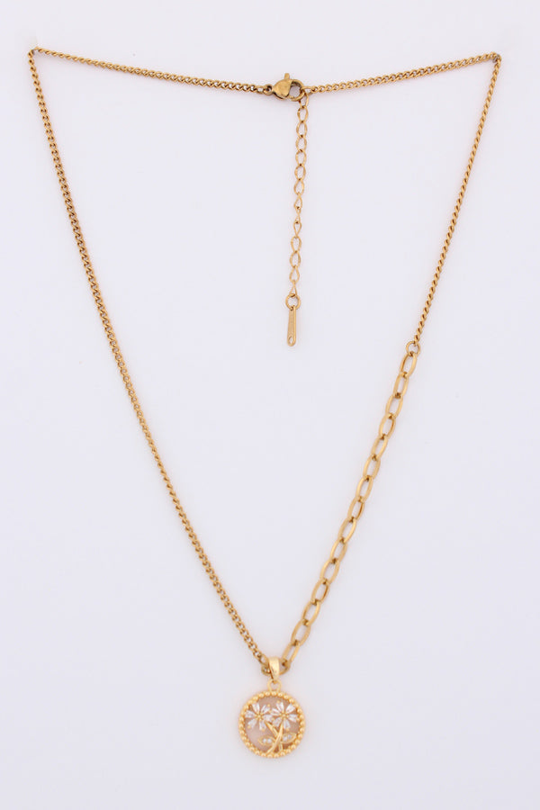 Twisted Flowers With Stones In Gold Polish Necklace (P038)