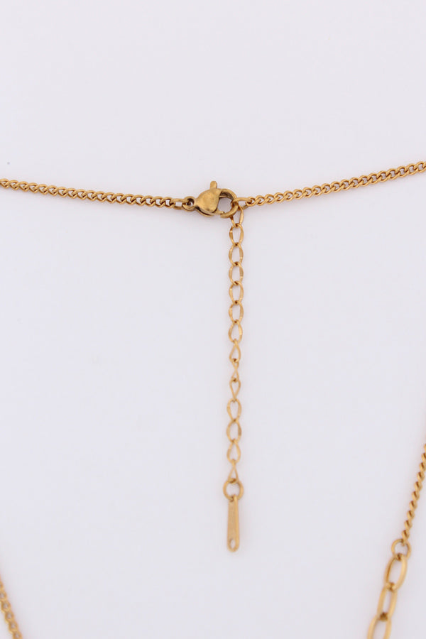 Twisted Flowers With Stones In Gold Polish Necklace (P038)