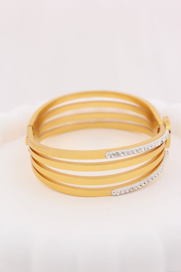 Gold Bangle In Anti Tarnish With Leaf Design And Stones (ESBA051)